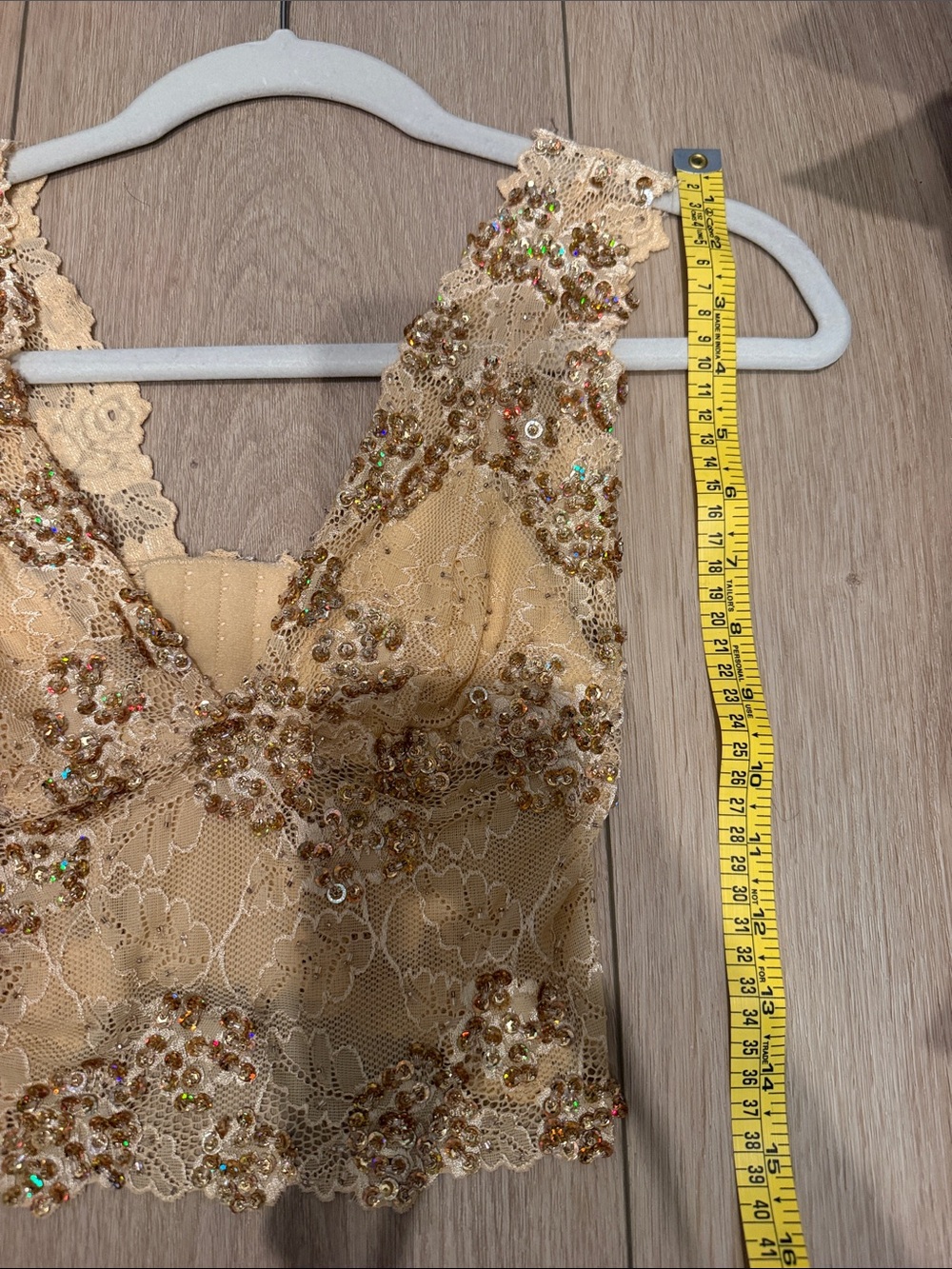 bebe Sequin y2K Crop Top - Picture 5 of 5